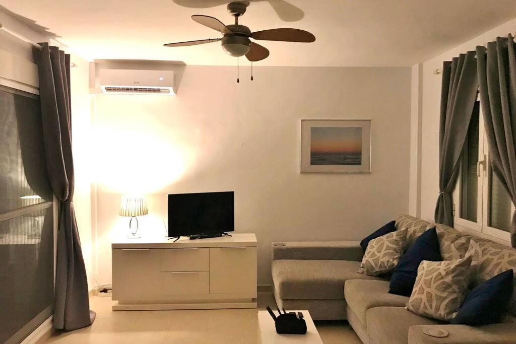 莫哈卡尔Penthouse With Large Terrace And Roof Solarium, With Amazing Sea Views公寓 外观 照片